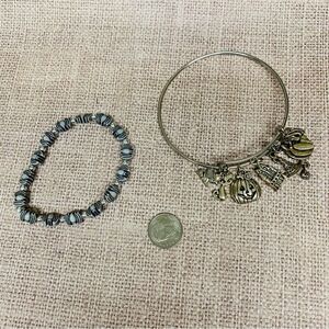 ‎Halloween Bracelet Set